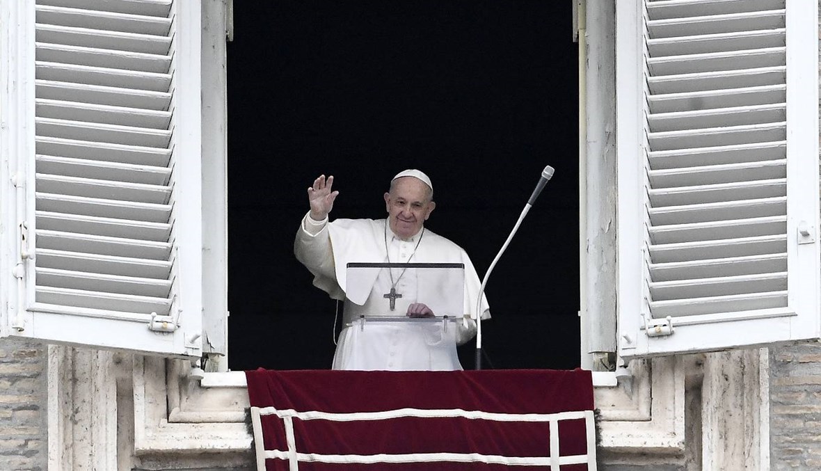 البابا فرنسيس أطلّ على الحجاج في الفاتيكان: "زكام" يمنعه من المشاركة في رياضة الصوم