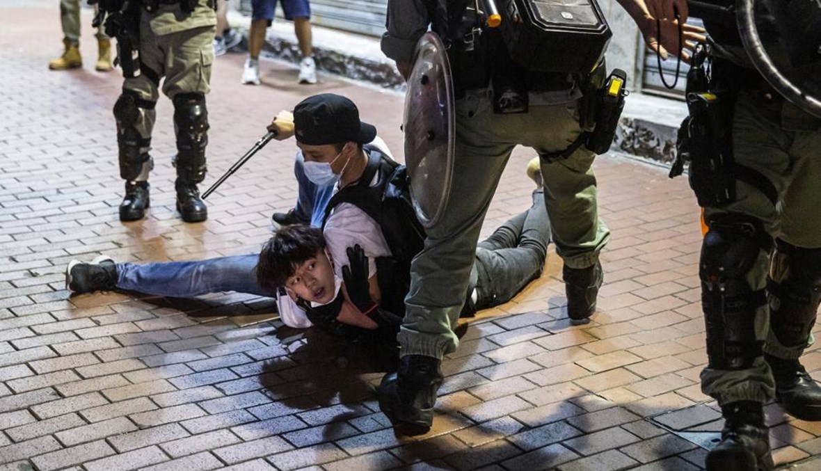 عودة الاحتجاجات المناهضة للحكومة في هونغ كونغ... الشرطة تعتقل 230 شخصاً