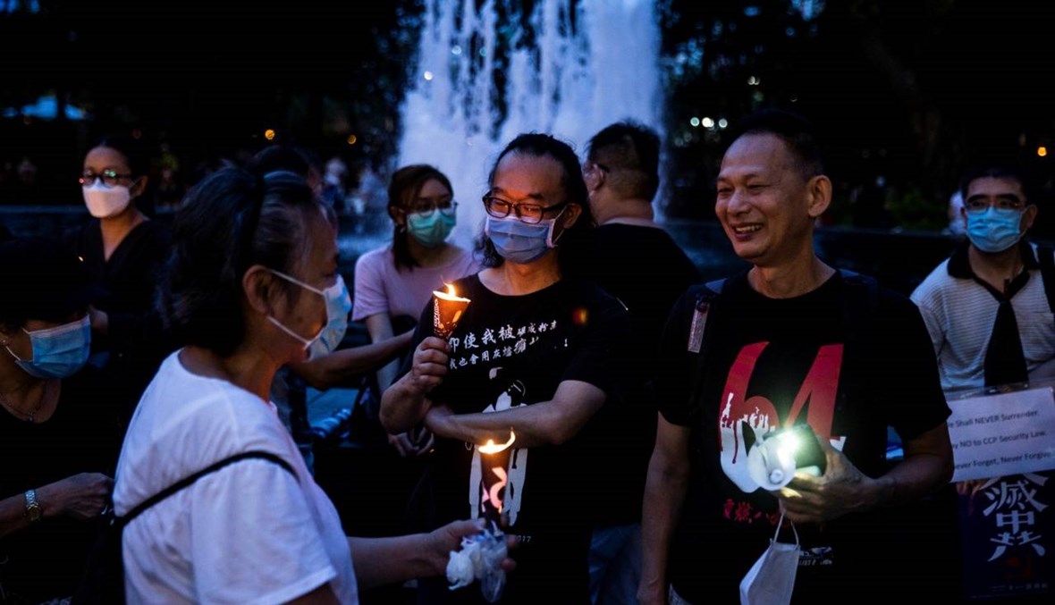 مسيرات في هونغ كونغ في ذكرى تظاهرات تيان أنمين: الشرطة تفرّق المتظاهرين برذاذ الفلفل