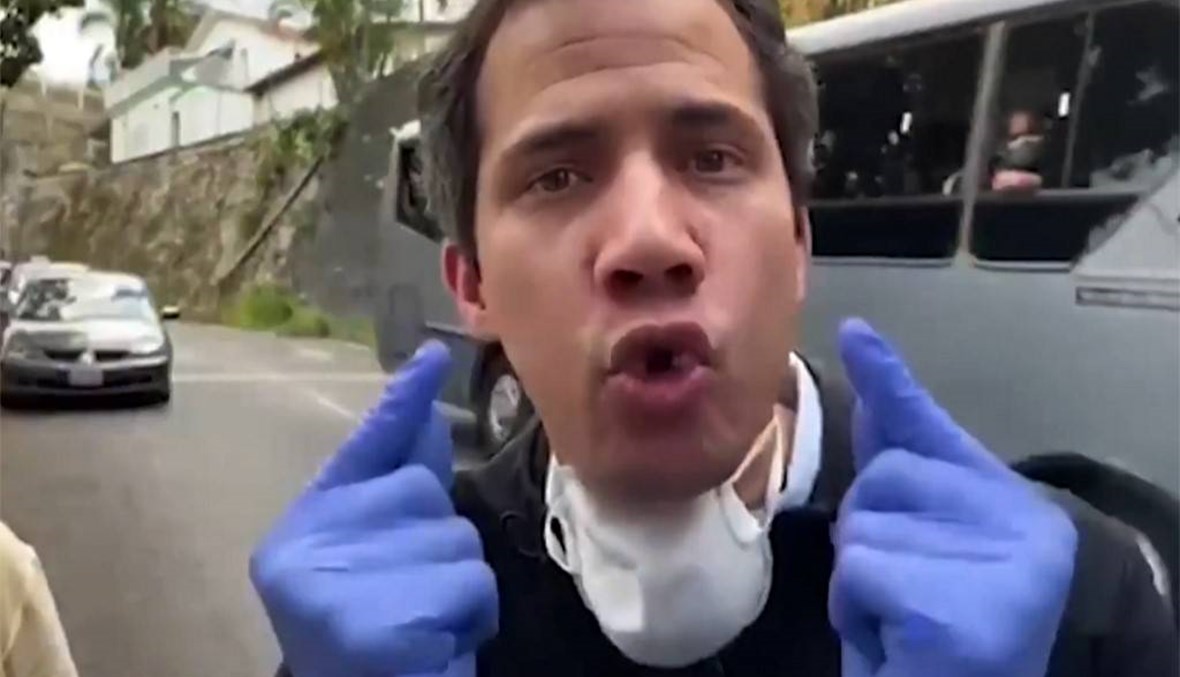 مقاطع فيديو تظهر غوايدو في شوارع فنزويلا مجدّداً... "هُم الذين يختبئون"