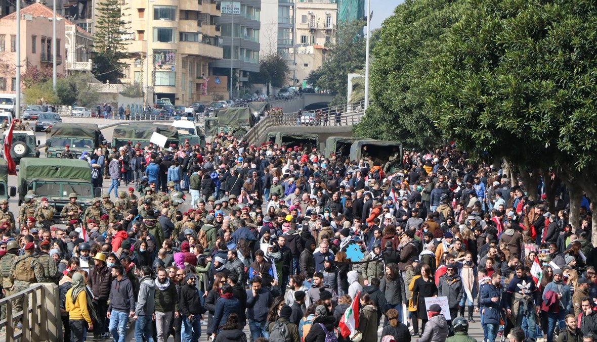 "بيان وزاري" للهيئة الصحّية في تحالف أساتذة وطلاب جامعيين لثورة لبنان: 10 بنود