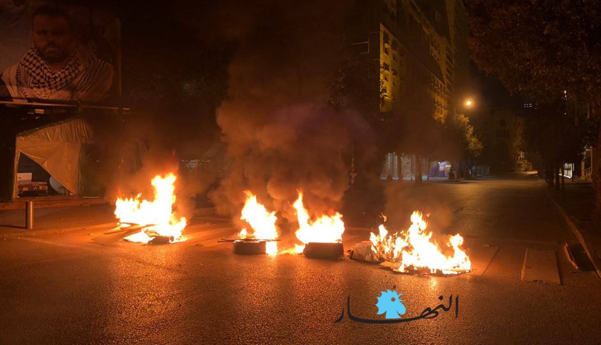 قوى الأمن تزيل خيم المعتصمين في ساحتي الشهداء ورياض الصلح... وإشكال كبير (صور وفيديو)