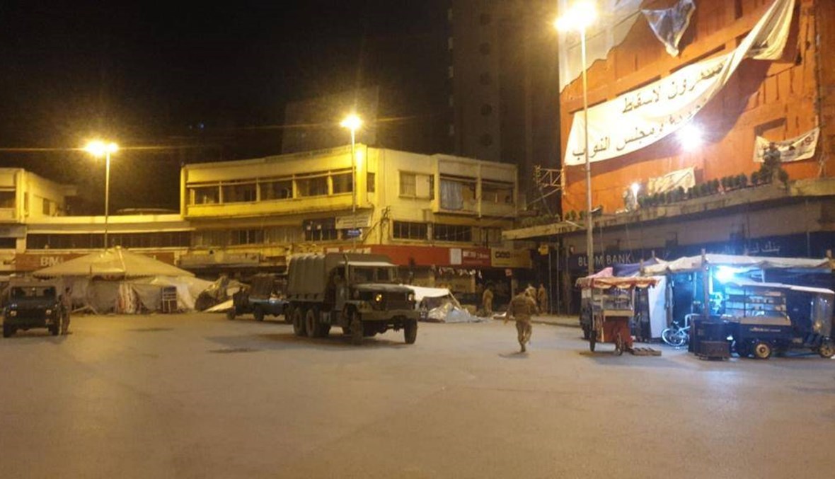 بالصور والفيديو: الجيش أعاد فتح ساحة النور في طرابلس