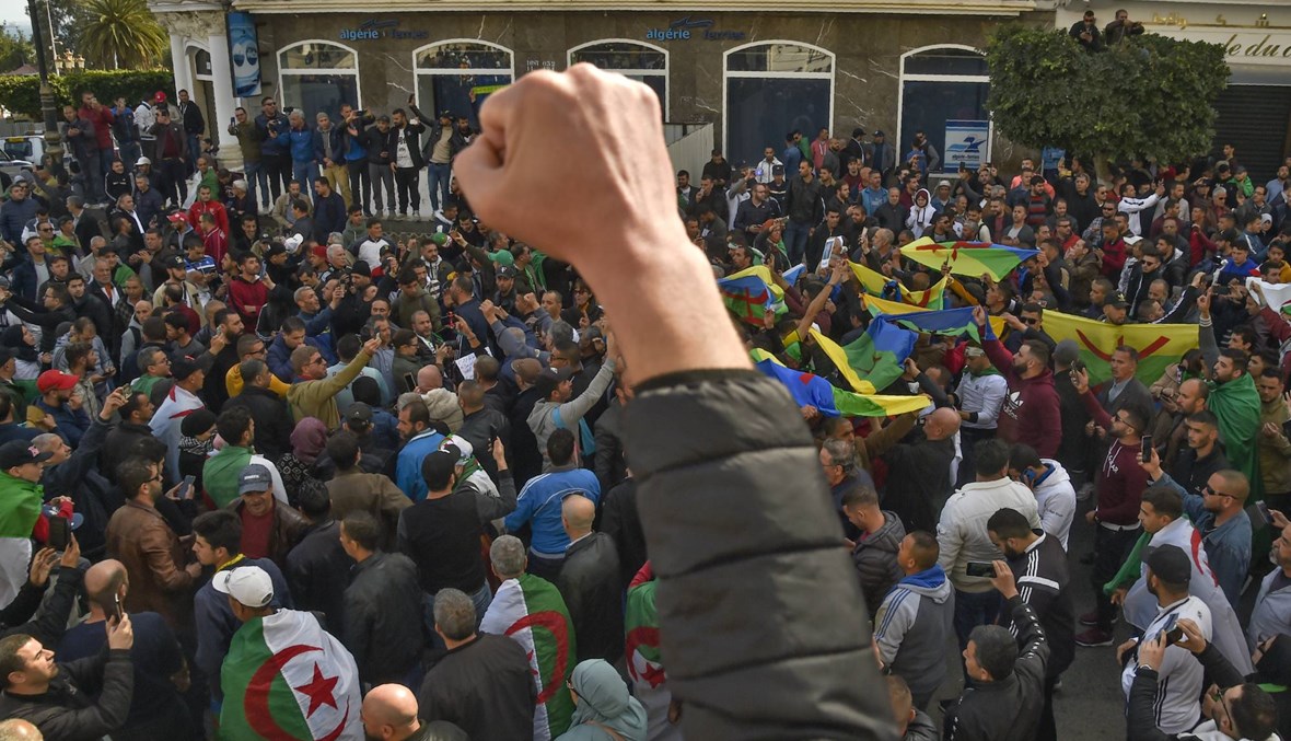 تظاهرات الجزائر في عامها الأوّل: مسيرات حاشدة... "الشعب يريد إسقاط النظام"