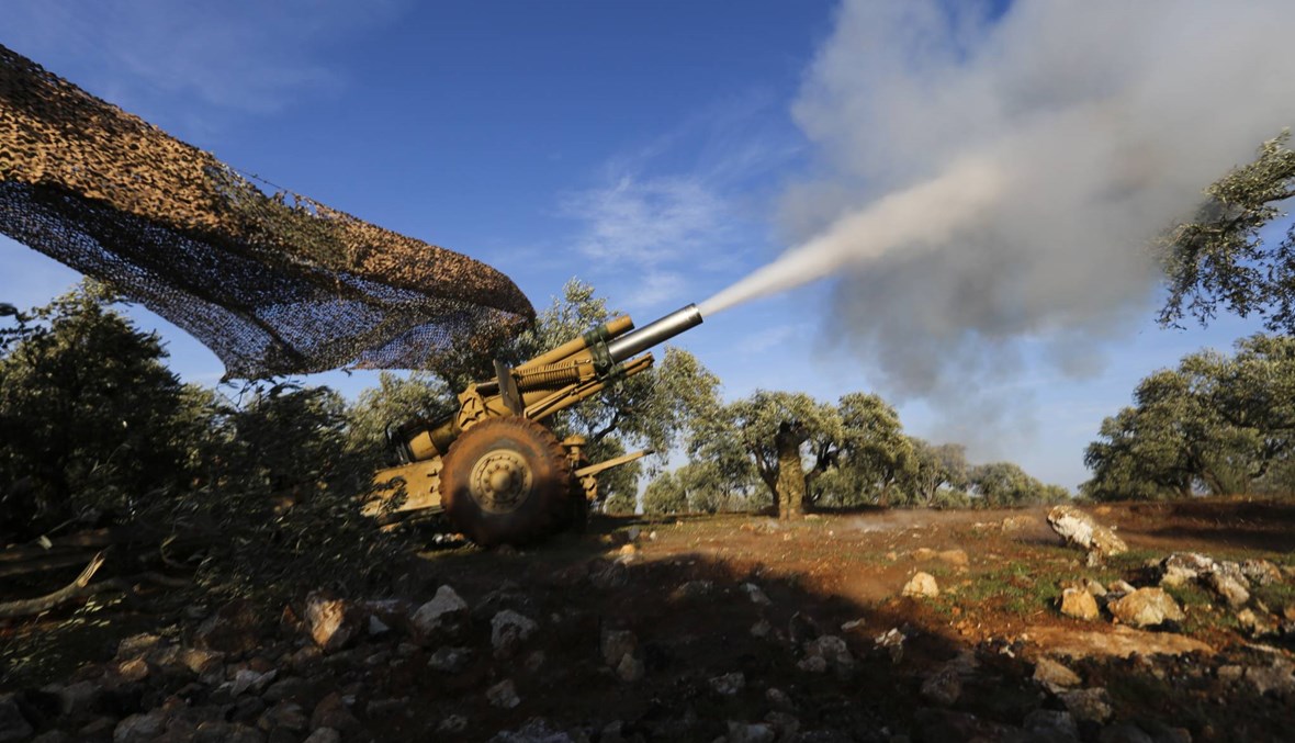 مقتل 33 جنديًا تركيًا في إدلب وتركيا تقصف مواقع للنظام السوري