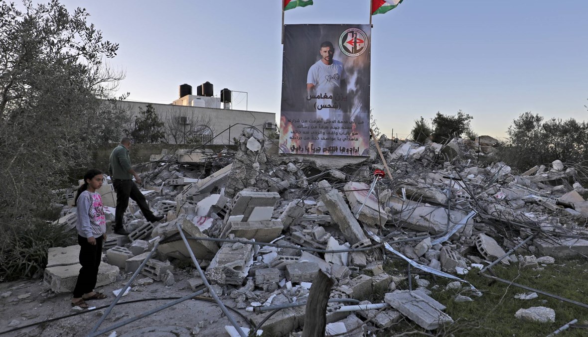 إسرائيل تهدم منزلي فلسطينيّين متّهمين بتنفيذ عمليّة ضدّها