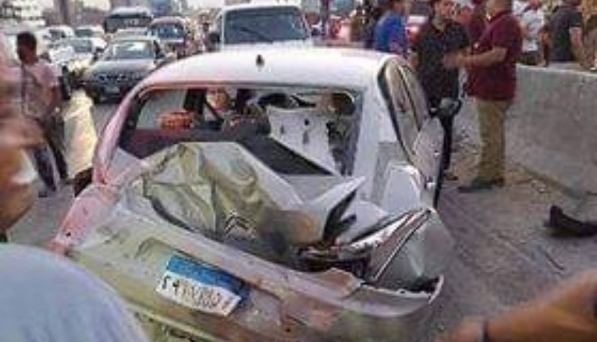 تصادم 8 سيارات... مصرع وإصابة 11 في حادث سير مروّع بمصر