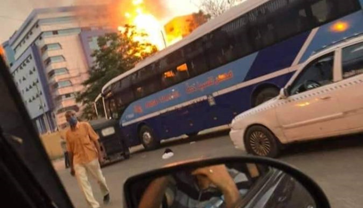 4 حرائق في يوم واحد… النار تحاصر مستشفى لمرضى كورونا بمصر (فيديو وصور)
