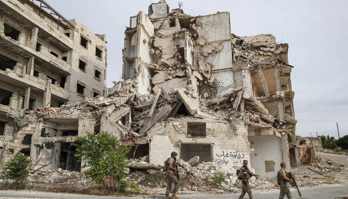 مقتل جندي تركي في انفجار قنبلة في إدلب لدى مرور قافلة تركية