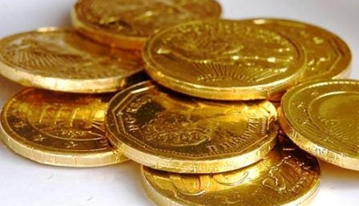 الذهب يتخلى عن مكاسبه مع تراجع الأورو والأسهم 