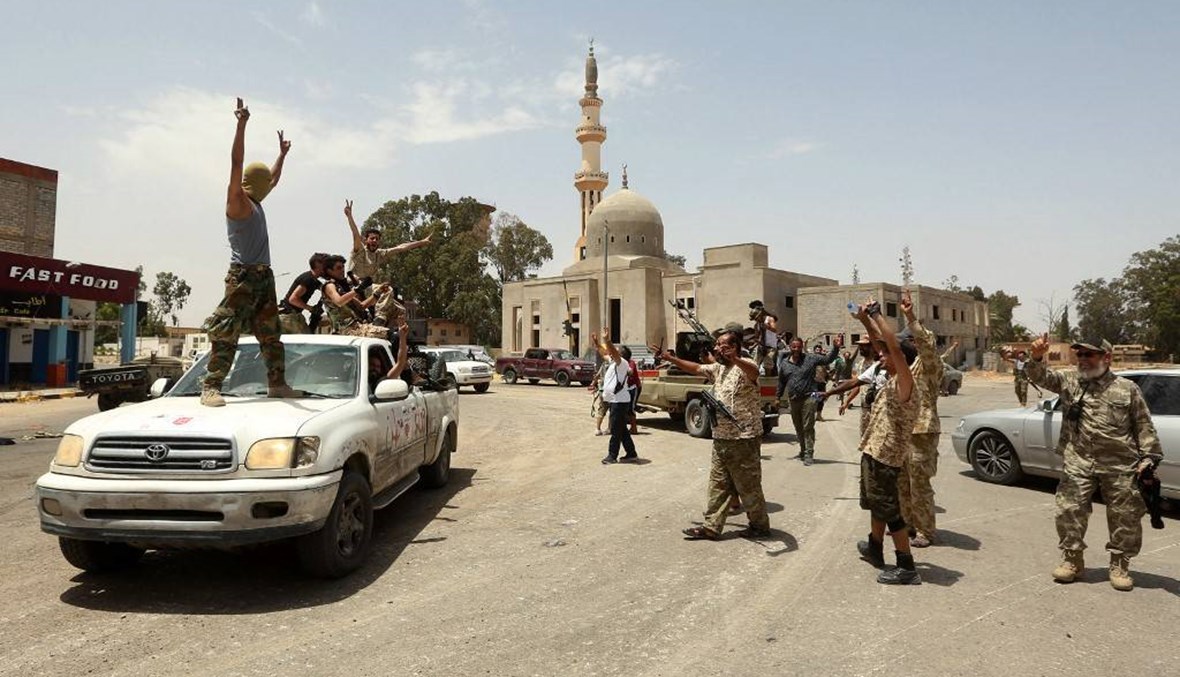 سبعة قتلى وعشرة جرحى بانفجار ألغام جنوب العاصمة الليبية