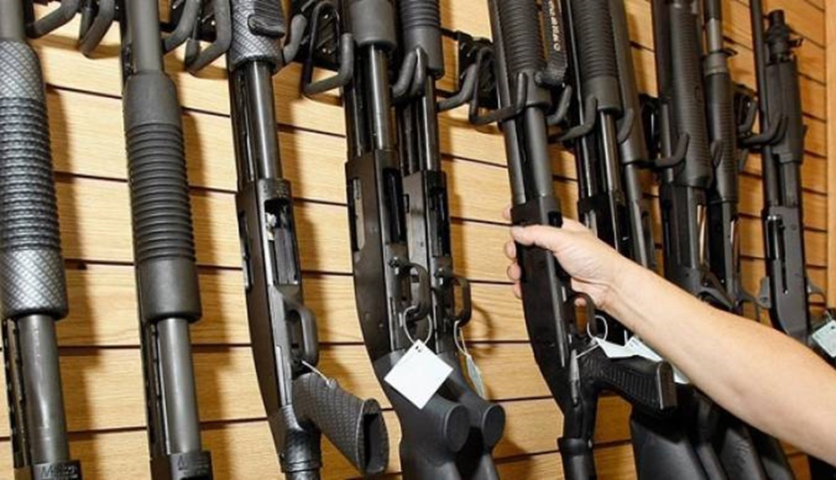 شراء السلاح في أميركا يزداد... لماذا؟