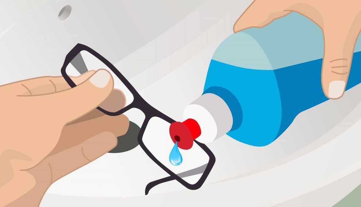كيف تنظف عدسات نظاراتك بطريقة صحية؟
