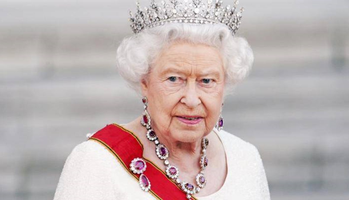 هكذا احتفلت الملكة إليزابيت بعيد ميلاد زوجها الـ 99