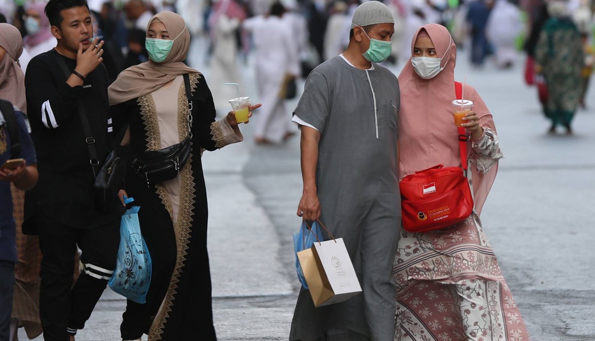 السعودية تعلن أول إصابة بفيروس كورونا