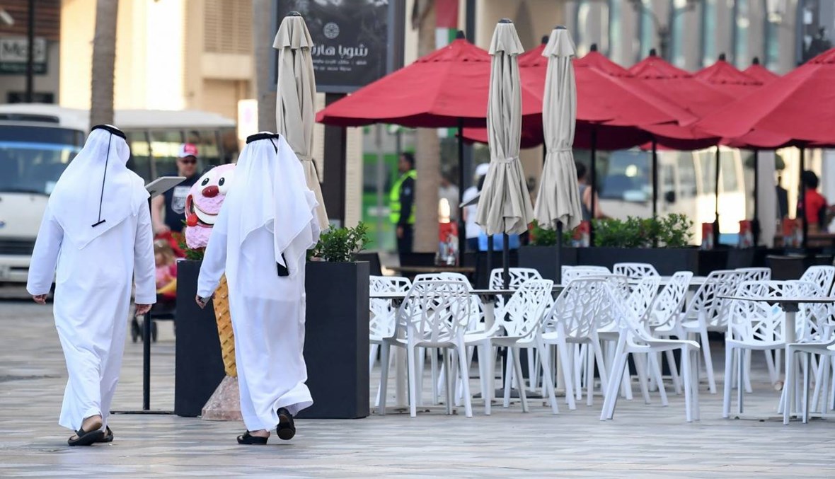 الإمارات تحظر تقديم الشيشة في مواجهة كورونا المستجدّ