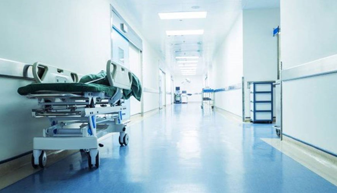 مستشفى المنلا يوضح ما حصل مع امرأة حامل مصابة بكورونا ويدين الاستهتار