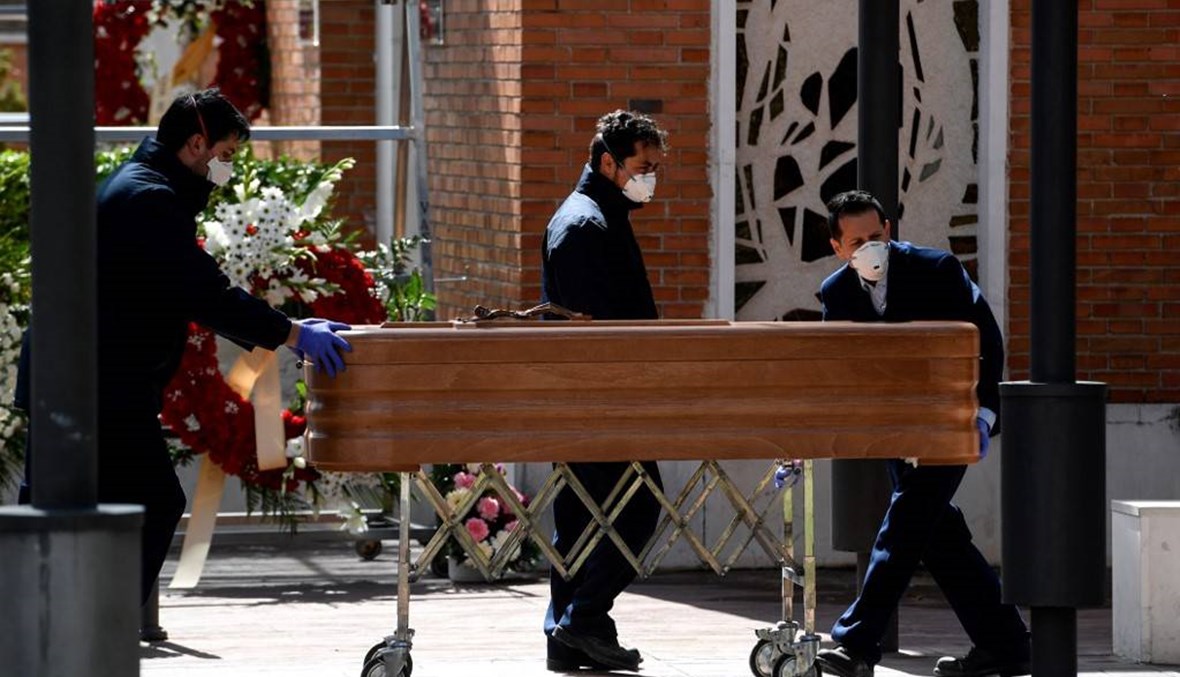 إسبانيا تطلب مساعدة حلف الاطلسي مع ارتفاع وفيات كورونا الى نحو 2700