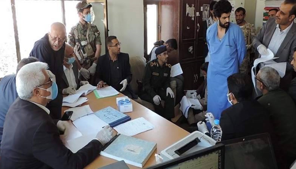 كورونا تدفع الحوثيين للافراج عن 1600 سجين