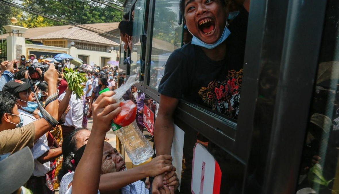 بورما تفرج عن نحو 25 ألف سجين خوفاً من تفشي كورونا