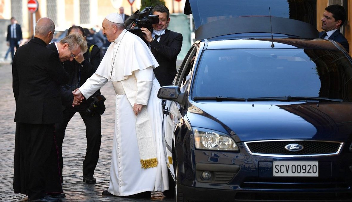 بالصور- البابا فرنسيس خارج الفاتيكان: قداس في ساسيا... وتحذير من "فيروس أسوأ"