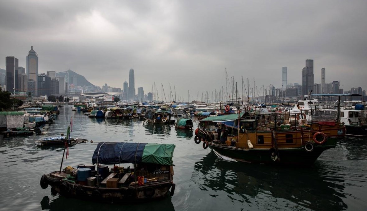 هونغ كونغ: علماء طوّروا طبقة جديدة مضادة للفيروسات... الأسطح محميّة لـ90 يوماً