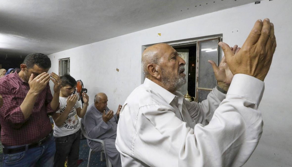 فلسطينيّون مغتاظون من العزل العام: "نريد الاحتفال بعيد الفطر" رغم كورونا