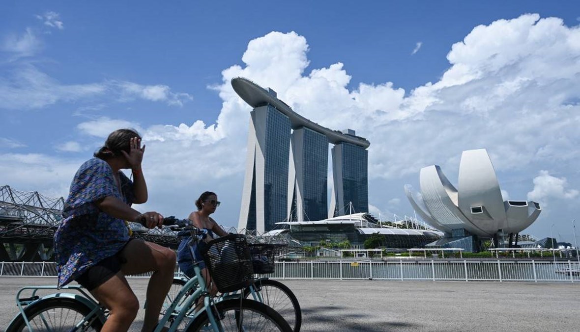 سنغافورة تسجل 533 حالة إصابة جديدة بفيروس كورونا