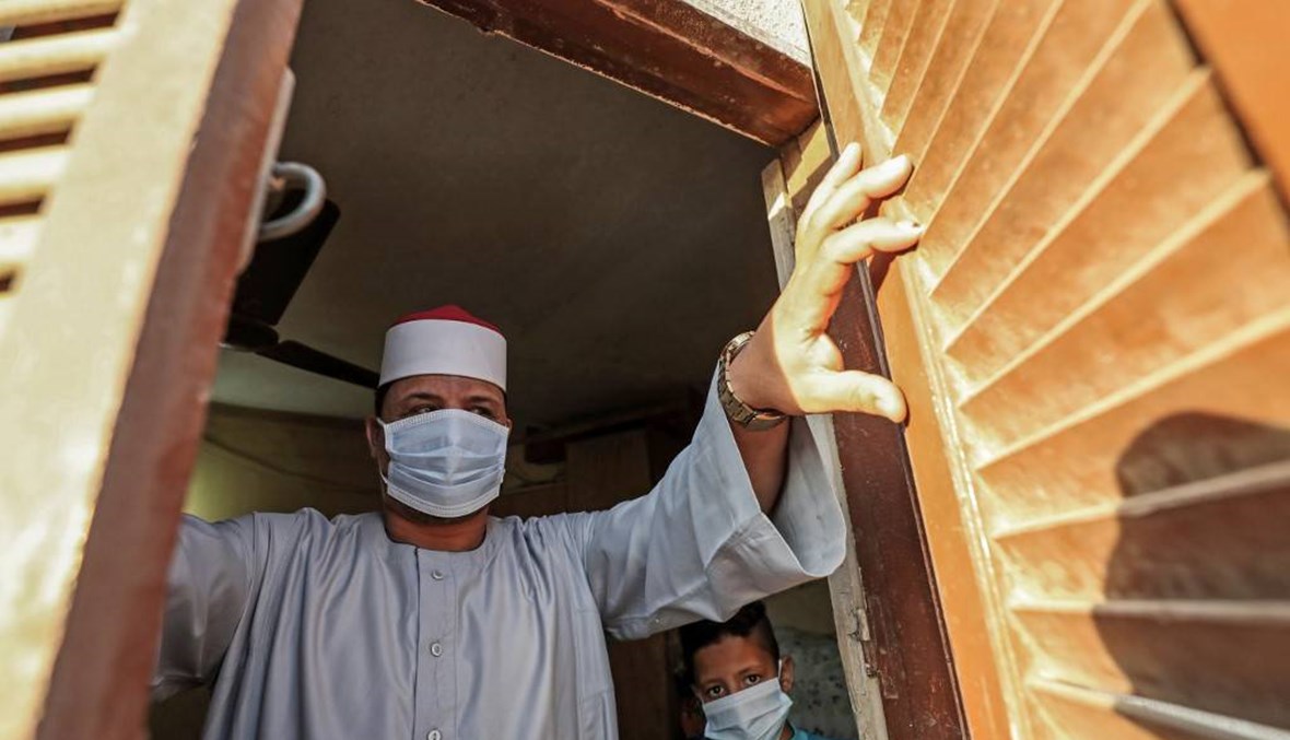 أعلى حصيلة يومية في مصر... تسجيل 910 إصابات جديدة بكورونا