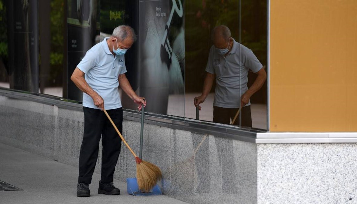 سنغافورة تسجل 373 إصابة جديدة بفيروس كورونا