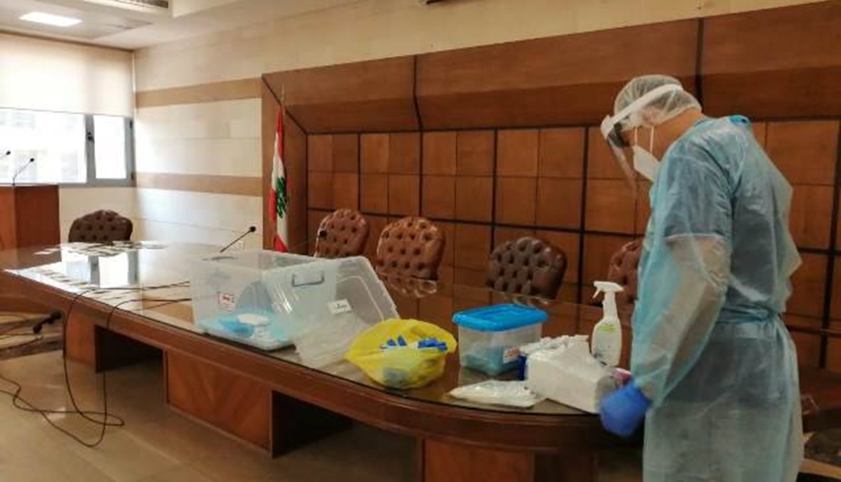 فحوصات "PCR" للمحامين في طرابلس وقلم النيابة العامة والدائرة العقارية في الكورة