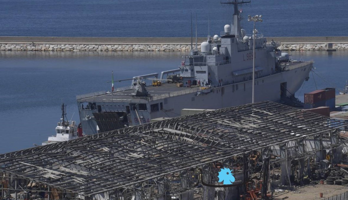 بالصور- سفينة عسكرية تابعة للبحرية الإيطالية ترسو بمرفأ بيروت... "تقارب أخوي من الشعب اللبناني"