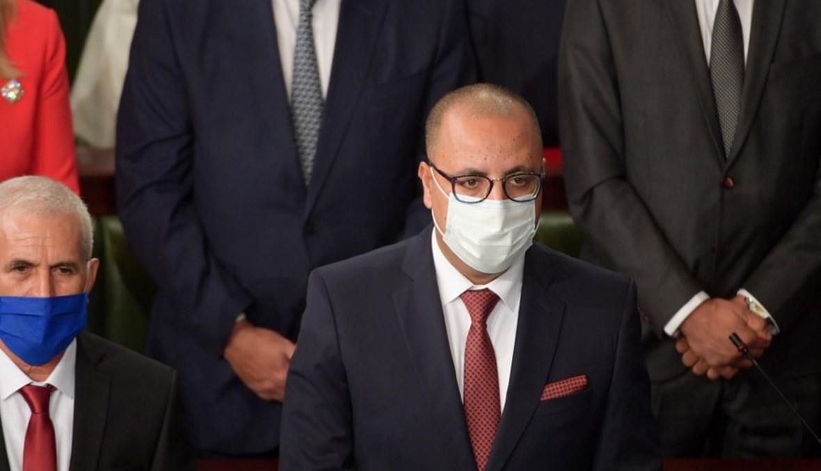 هشام المشيشي في مجلس النواب التونيسي (ا ف ب)
