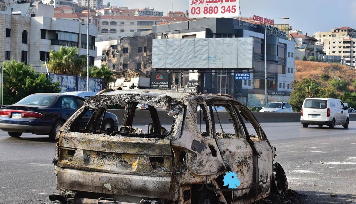 سيارة محترقة إثر الاشتباكات في خلدة (حسام شبارو).