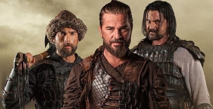 ممثِّل باكستاني يصف أبطال "قيامة أرطغرل" بـ"القمامة"... غضب وانتقادات