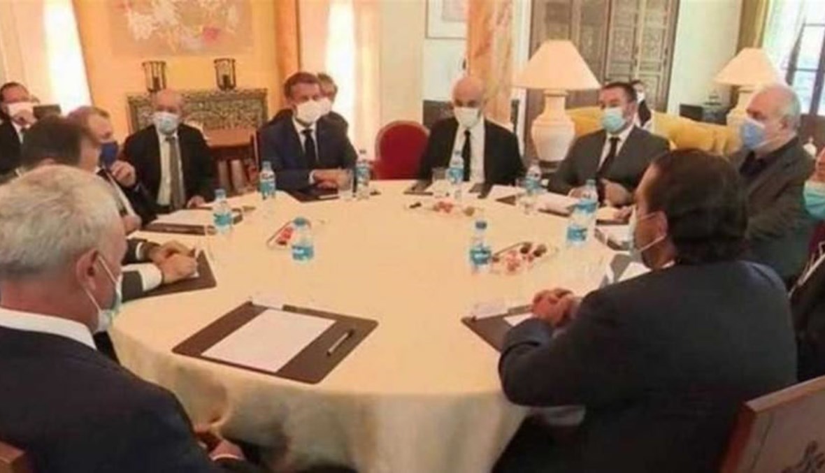 اجتماع ماكرون مع القيادات اللبنانية في قصر الصنوبر