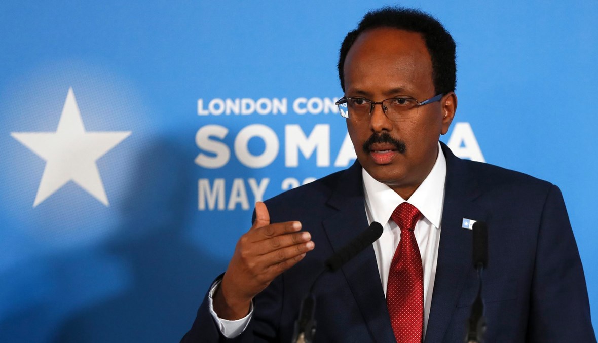 محمد متكلما خلال مؤتمر صحافي بعد مؤتمر الصومال 2017 في لانكستر هاوس في لندن (11 أيار 2017، أ ب). 
