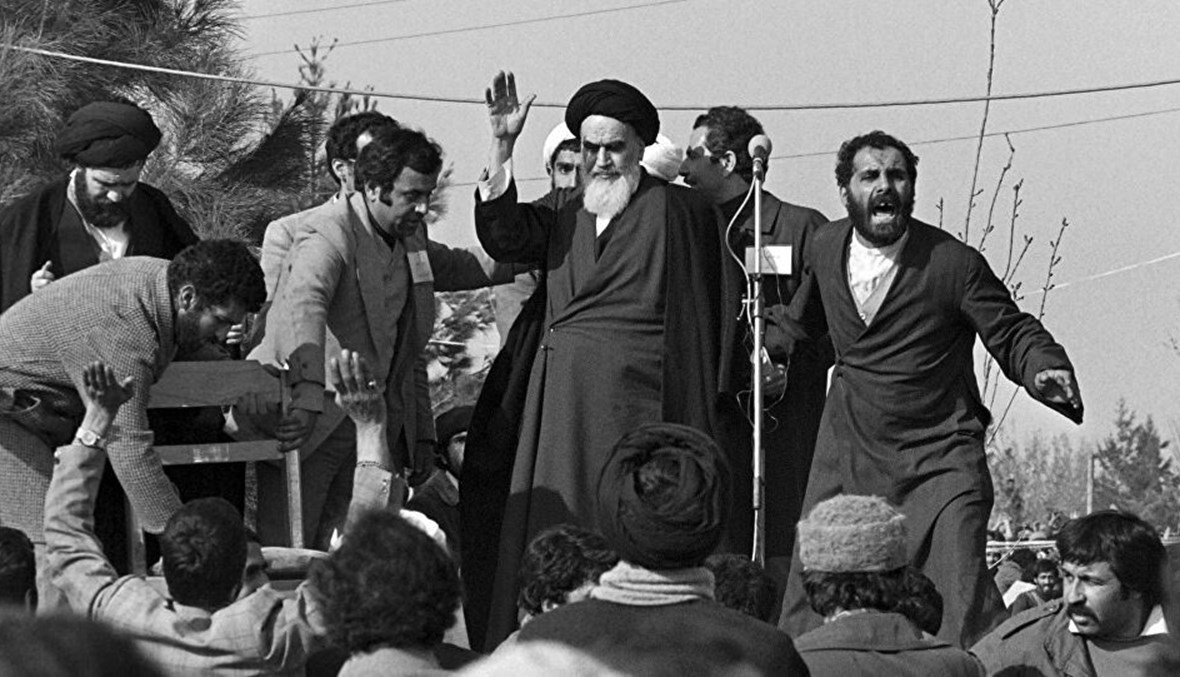 الخميني خلال الثورة الإيرانية.