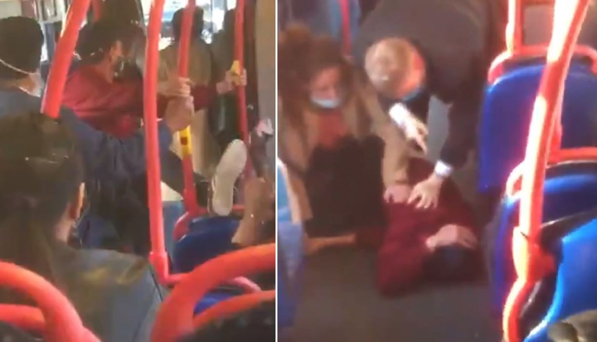 بريطاني يركل فتاة بقوة في وجهها داخل حافلة.