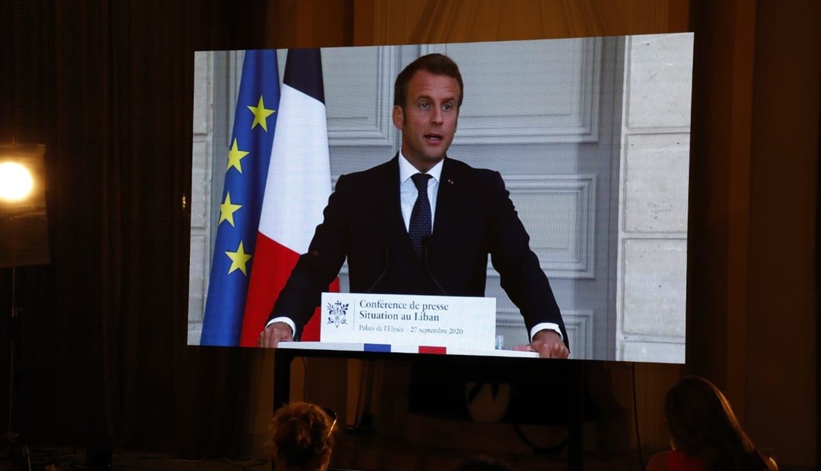متابعة خطاب الرئيس الفرنسي في بيروت (تصوير مارك فياض).لب