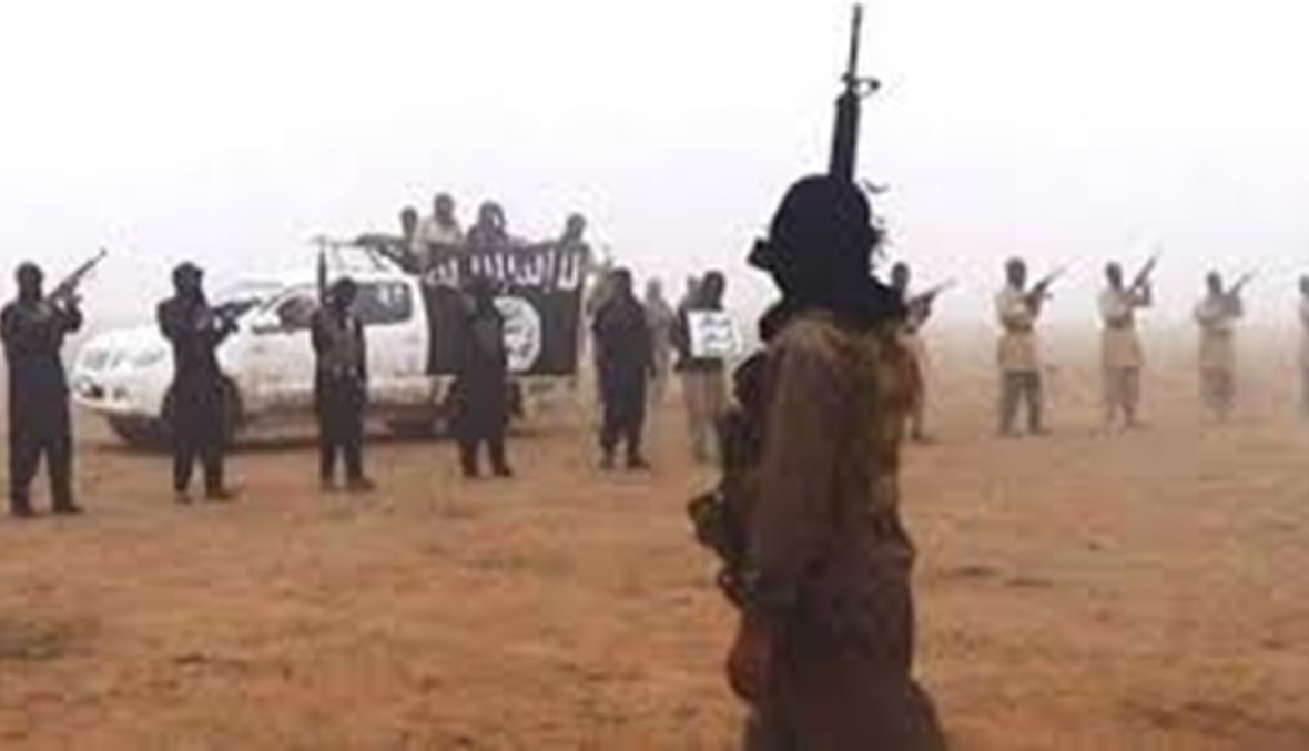 "داعش" تتحدى الظواهري وتدعو التنظيمات الإسلامية إلى الانضمام لمشروعها! \r\n