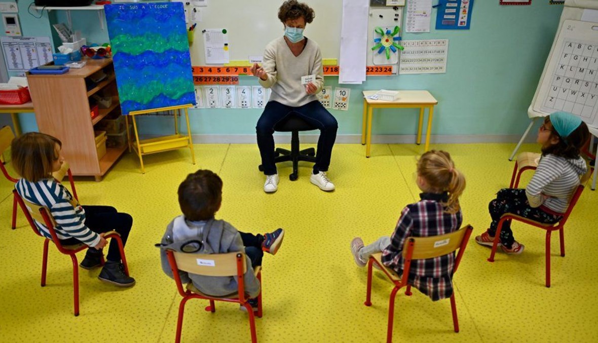 "النهار": ما مصير المدارس في حال أُعلِن إقفال البلاد؟