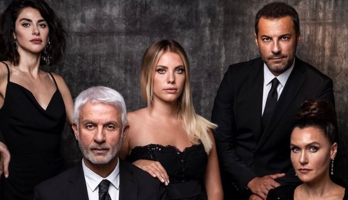 بطل 'التفاح الحرام' يحتفل بموته بجنازة راقصة | النهار