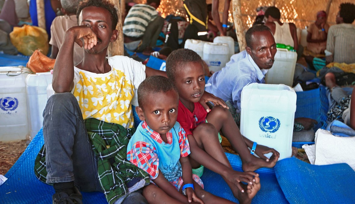 لاجئون إثيوبيون في السودان (أ ف ب).