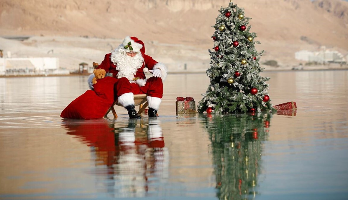 بابا نويل في البحر الميت