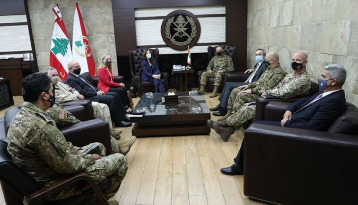 قائد الجيش ترأس إجتماع لجنة الإشراف على برنامج المساعدات الأميركية والبريطانية والكندية لحماية الحدود البرية