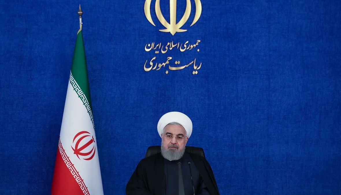 روحاني في اجتماع للحكومة عقب مقتل فخري زاده (أ ف ب).