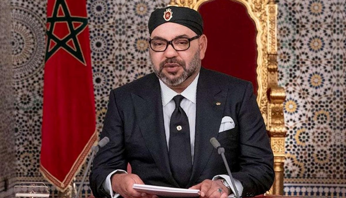 العاهل المغربي الملك محمد السادس ملقيا خطابا في تطوان في ذكرى توليه العرش (أ ف ب). 