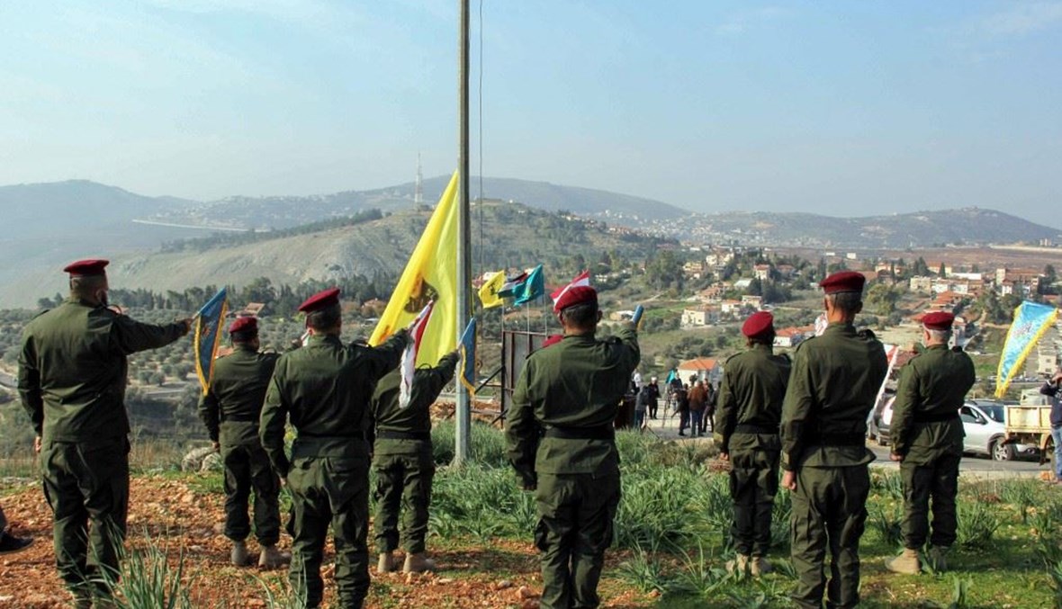 عناصر لـ"حزب الله" على الحدود الجنوبية في ذكرى اغتيال سليماني (أ ف ب).