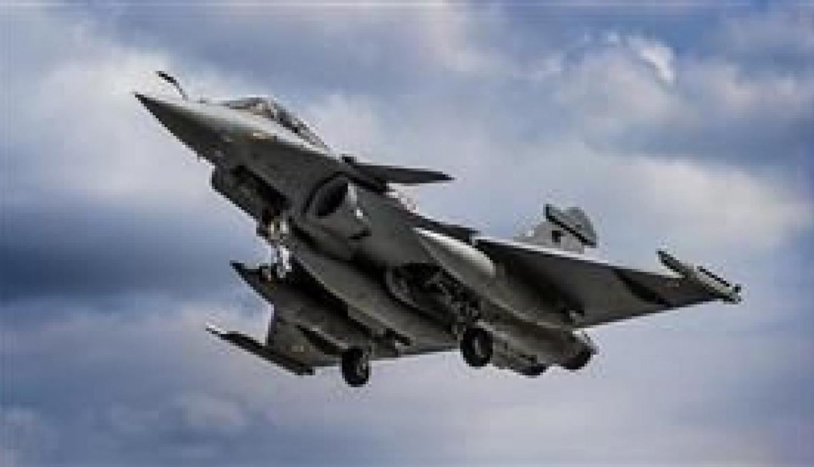 اليونان وقعت اتفاقاً مع اسرائيل لإنشاء مدرسة لقواتها الجوية
